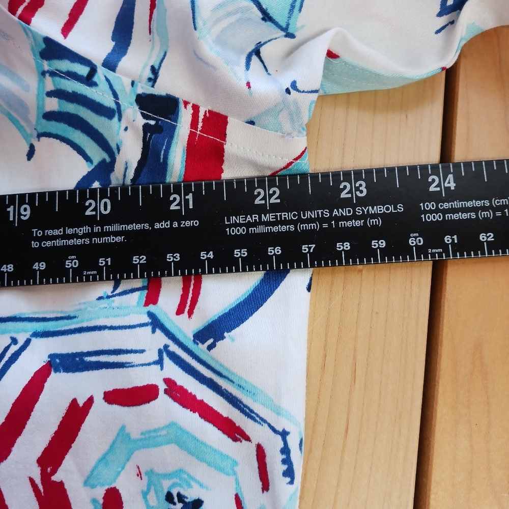Chaps XL Ladies Button Up Shirt. Flip Cuffs, No Iron, Slimming Fit - Picture 9 of 10